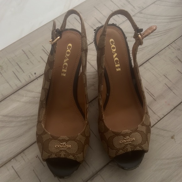 Coach sandal - Picture 3 of 6